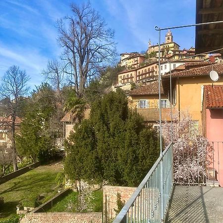 Da Emi - La Casetta In Piazza Monforte dʼAlba Εξωτερικό φωτογραφία